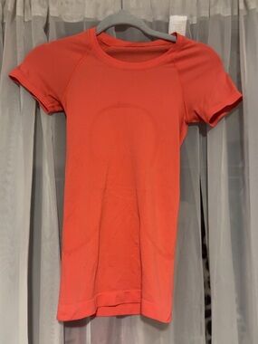 Lululemon Athletica Coral Swifly Tech Short Sleeve Shirt